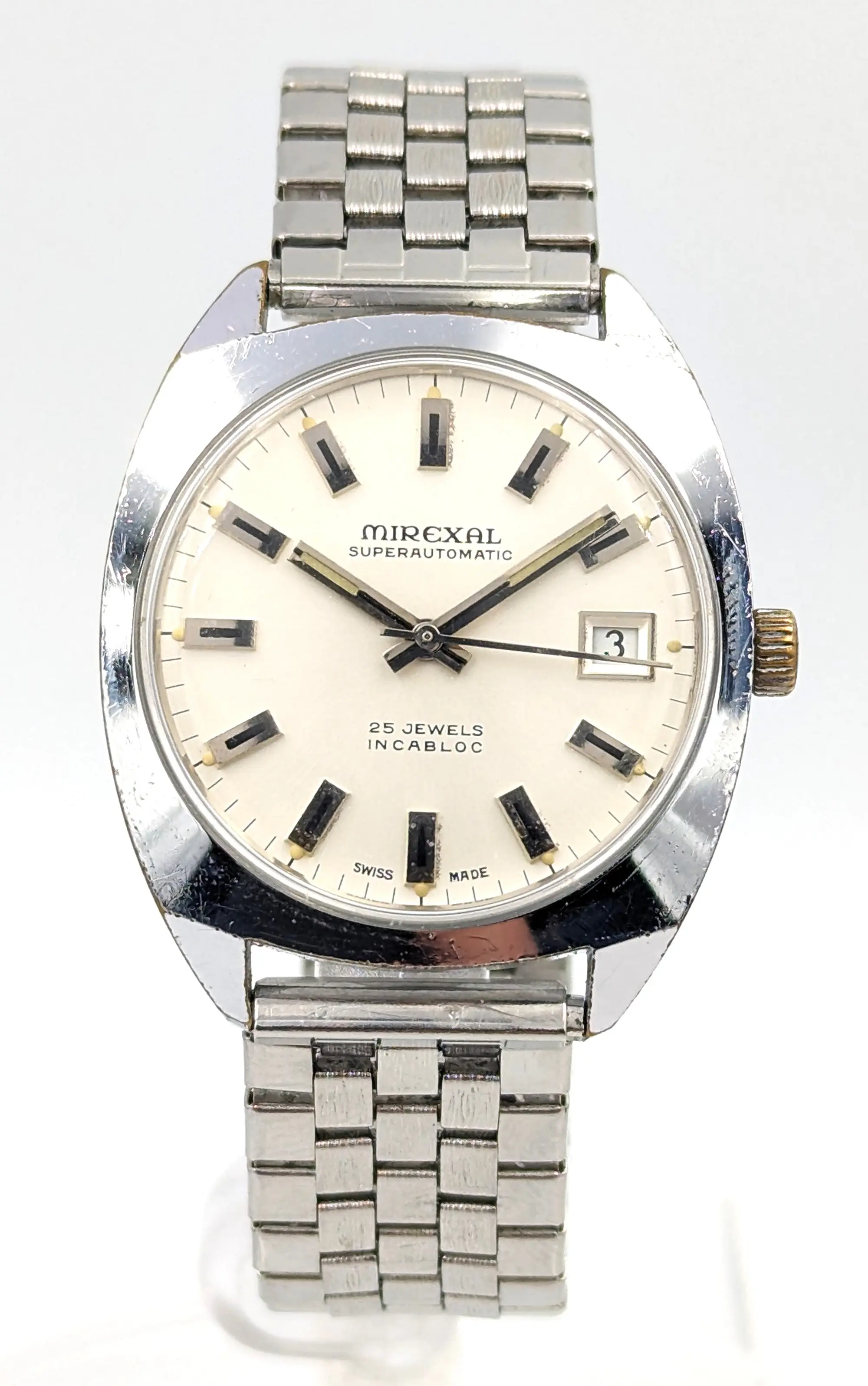 ca. + CHF 350 You will have a new watch, Rechromed